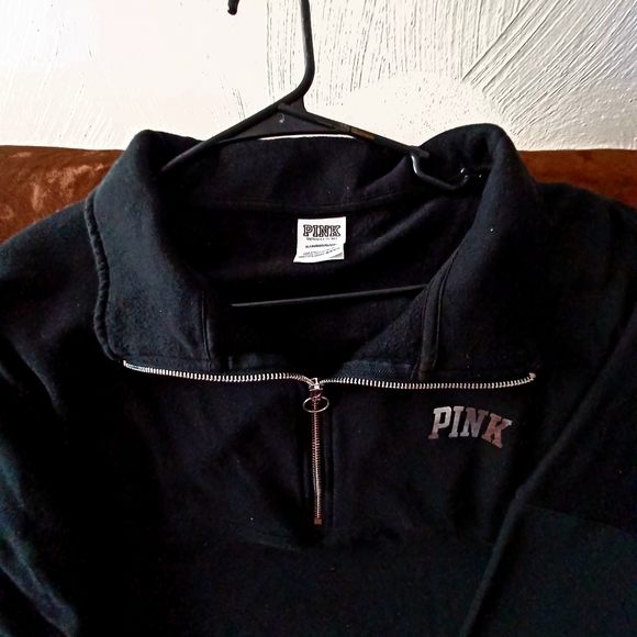 Victoria Secret half zip up sweatshirt size xl NWOT!!!! - Picture 2 of 3